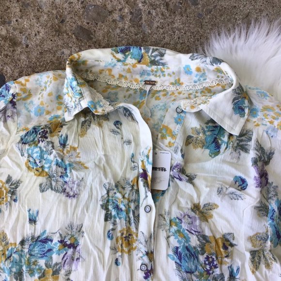Free People Floral Button Down Top - Picture 4 of 5